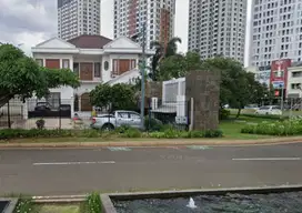 Dijual rumah mewah semi furnish di PHG Gading serpong