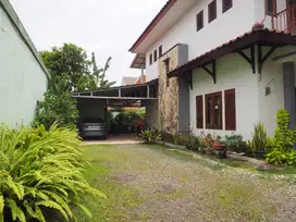 Rumah 2 lantai di tanjung barat turun harga