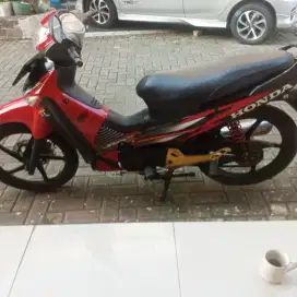 Honda Supra x 125 2006 b DKI