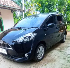 Toyotan Sienta 2016 type G