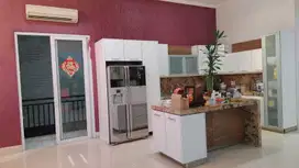 Rumah mewah ada kolam renang bukit gading villa cluster sanur