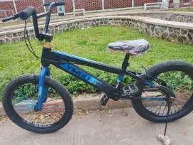 Jual cepat sepeda bmx uk 20Siap pakai siap goes,part baru2 bs dianter