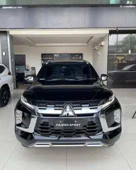 Pajero Sport Dakar 4x2 AT 2025