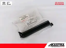 BRAKET BUMPER BELAKANG FORTUNER [TOYOTA GENUINE PART] 52169-0K020
