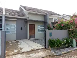 DIJUAL CEPAT!! RUMAH CLUSTER ROYAL KARAWACI