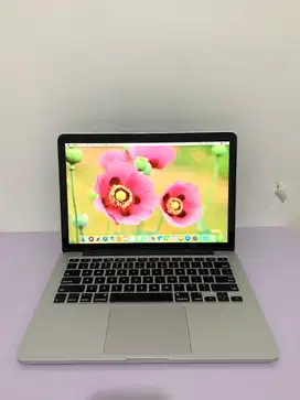 MacBook Pro 2015 13 inch Intel Core i5 RAM 8 GB SSD 256 GB