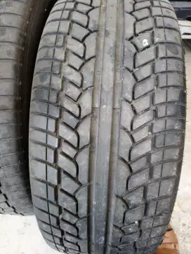 Ban mobil R20, 4 buah