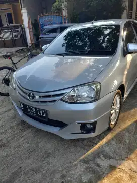 Toyota Etios Falco tipe G 2013 km 75 rb