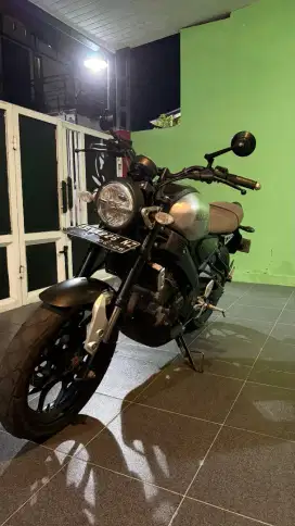 YAMAHA XSR 155 SILVER 2021