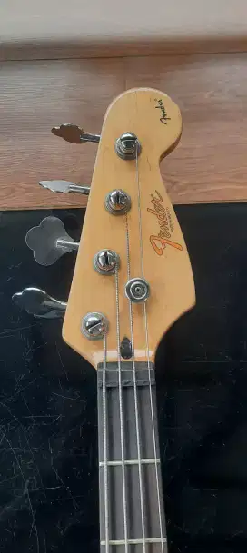 FENDER Mexico est.90'n.