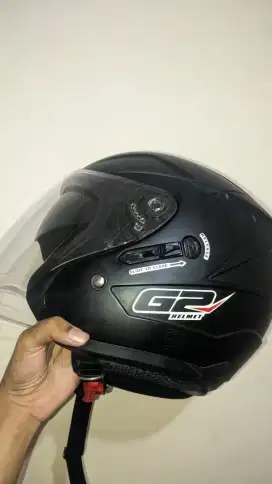 Helm G2 Bekas Ukuran L
