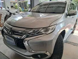 DP Rendah  18JT Mitsubishi Pajero Sport 2.4 Dakar 4x2 AT 2017 Silver
