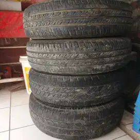 Dijual ban mobil Bristone bekas uk 185/80 R14