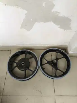 Velg standar aerox new 2023