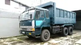Dumptruck dump truck damtruk damtrek mitsubishi fuso