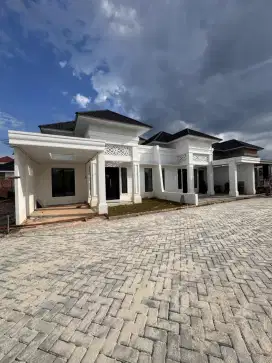 Rumah di Arifin dekat Sudirman Cluster 3 Kamar Tidur