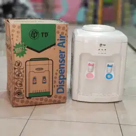 Dispenser air panas