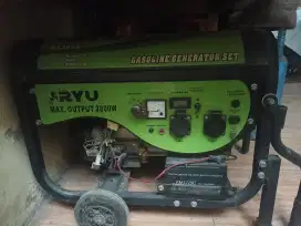 Genset besar pemakaian pribadi