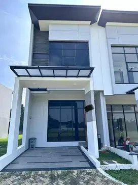Disewakan Rumah 2 Lantai di OCBD