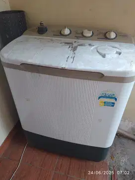 Mesin cuci sanken 2 tabung