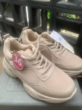 Sepatu Wanita Lc Waikiki