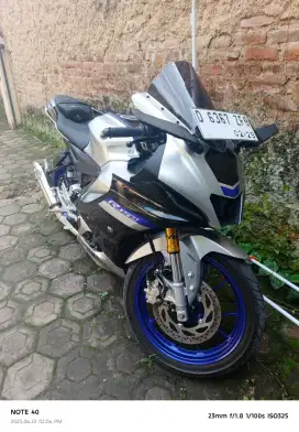 R15M ABS Silver Limited Edition 2024