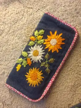 Clutch sulam pita by HOM