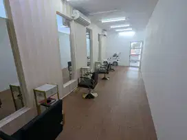 Dicari Capster, Barber, Pemotong Rambut, Pangkas Rambut, area Bintaro
