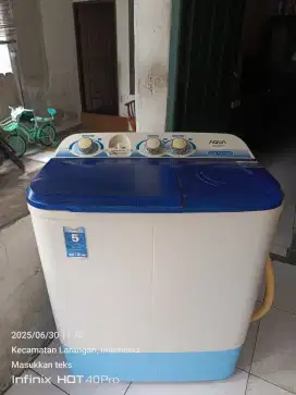 Mesin cuci merek AQUA 8Kg normal Joss tinggal pake bosku..