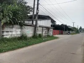 Disewakan tanah tempat usaha cocok utk workshop atau usaha lain