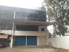 Disewakan Ruko Gandeng 4 Lantai Jalan Daan Mogot, Jembatan Gantung