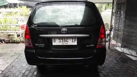 KIJANG INNOVA TYPE E 2004