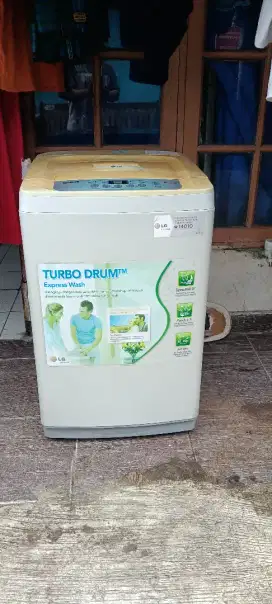 Mesin cuci 1 tabung LG