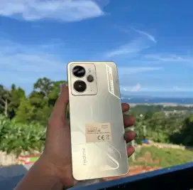 Realme 14 5G barang baru mulus lagi ada promo