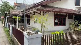 RUMAH BESAR DI PERUMNAS 1 KRANJI