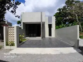 RUMAH BARU SIAP HUNI DEKAT STADION MAGUWOHARJO SLEMAN YOGYAKARTA