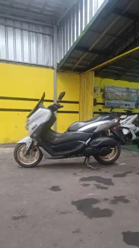 YAMAHA NMAX 155 CONNECTED ABS 2022 MULUS