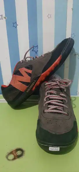 MERRELL  Second size 42/27cm
