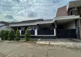 Jual cepat  rumah nyaman di jatiwaringin, pondok gede, bekasi