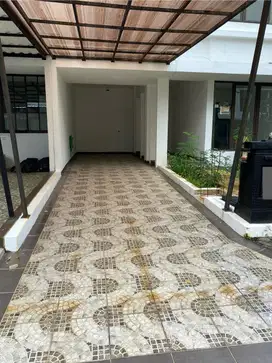 DIJUAL Rumah TERMURAH full renovasi rapi siap huni Gading Serpong