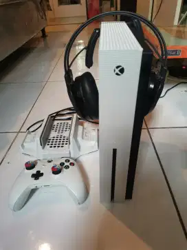 XBOX one S series 1TB Paket Lengkap