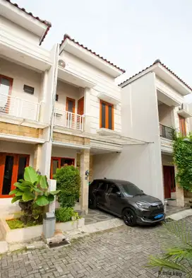Rumah cantik dlm cluster kebagusan ragunan jaksel hnya 1,3m