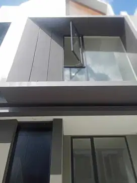 Dijual Rumah Ready Unit HUK Surabaya Timur  2 Mall  2 Universitas