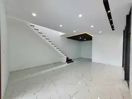 Rumah Baru 2 Lantai Dijual Cepat di Setraduta Bandung