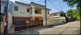 RUMAH MEWAH DI BILLYMOON PONDOK KELAPA