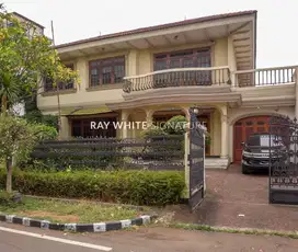 Rumah Dijual Cocok Untuk Kantor, Kost & Toko di Cempaka Putih