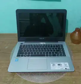 Asus X455L

Intel Core i3