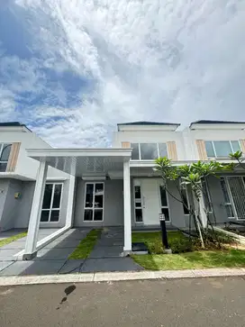 Disewakan Rumah Sudah Tutup Belakang Di Paramount Petals