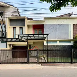 Rumah Siap Huni Akses Jalan Lebar Dekat Tol Simatupang
