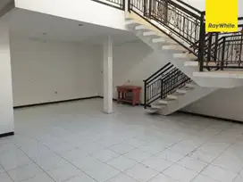 Disewakan Rumah di Perum Ketintang Permai Surabaya